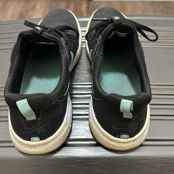 Nike SB Nyjah Free Skate Shoes size 10.5 - Picture 3 of 6